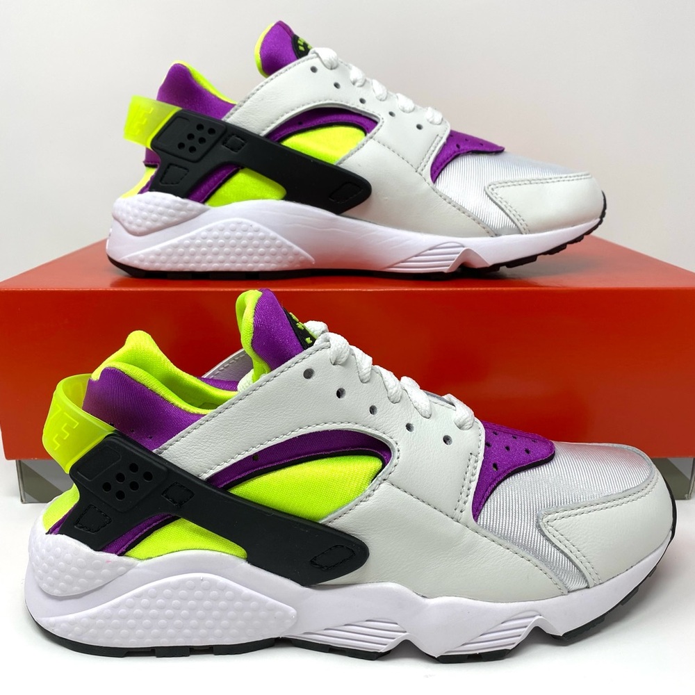Nike Air Huarache Women’s Sneakers